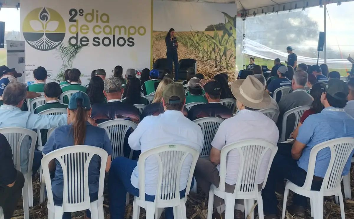 Mais de 100 produtores participaram do Dia de Campo de Solos, em Toledo, no dia 5 de agosto.