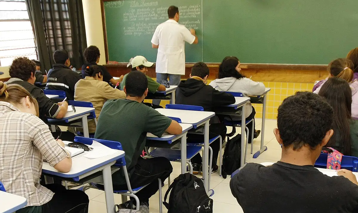 professor sala de aula 1